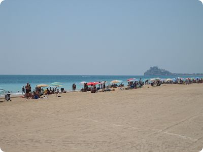 PLAYA DE PEÑISCOLA EN TAMARINDOS